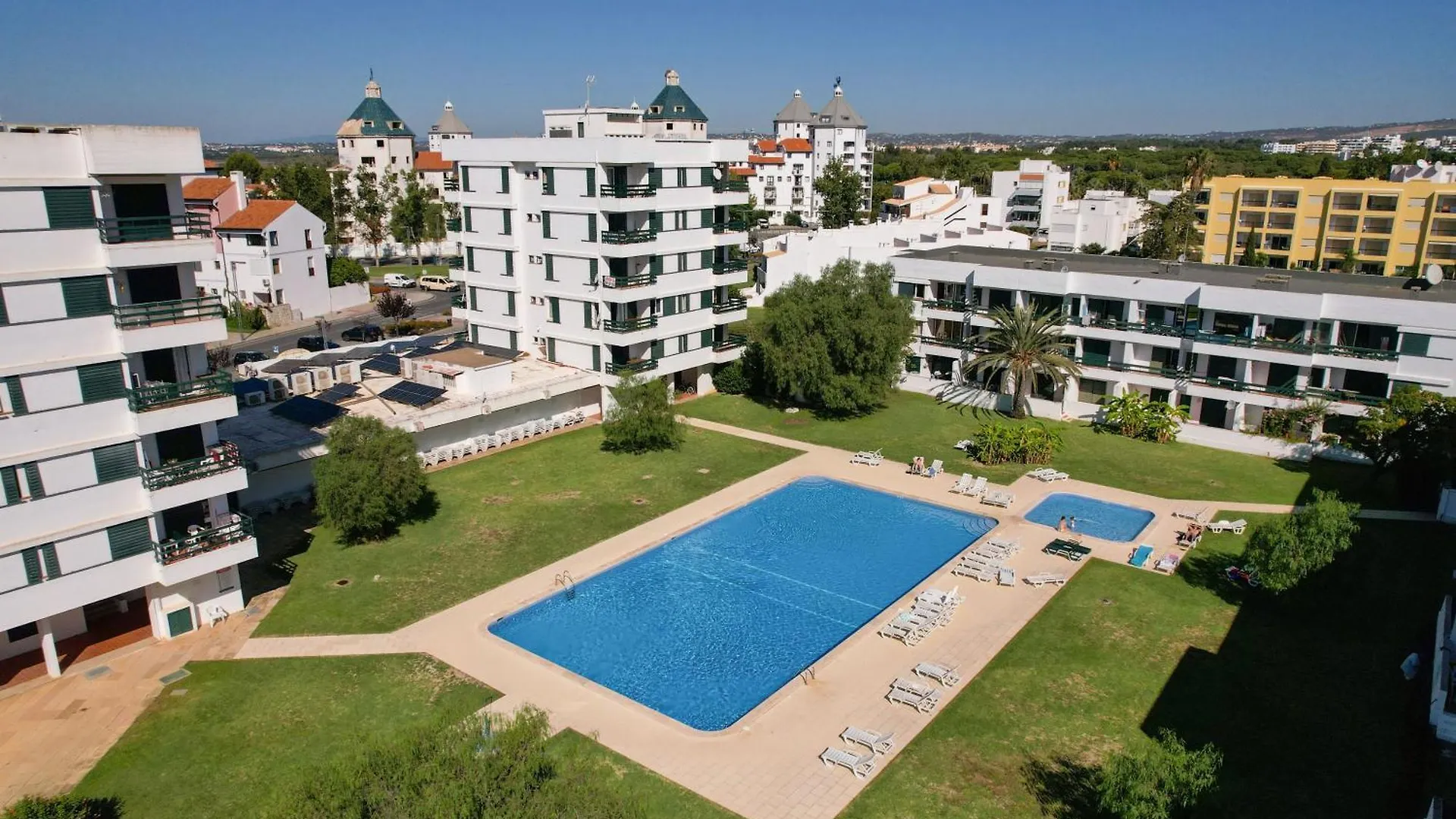 Centralgarve - Amazing Apt In The Heart Of Vilamoura contacts